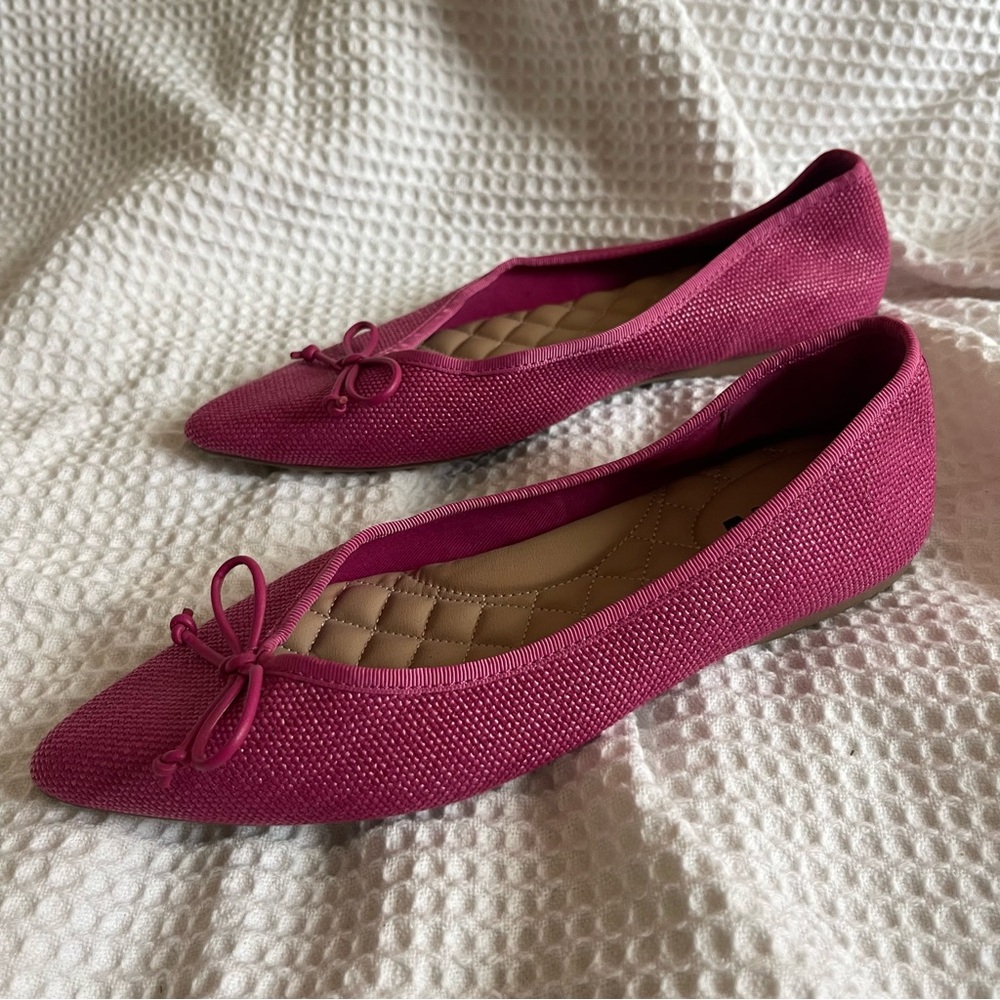 Birdies The Goldfinch Raspberry Pointed Toe Rafia Flats - Picture 6 of 7